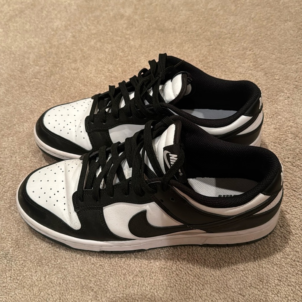 Women’s Nike Panda dunks